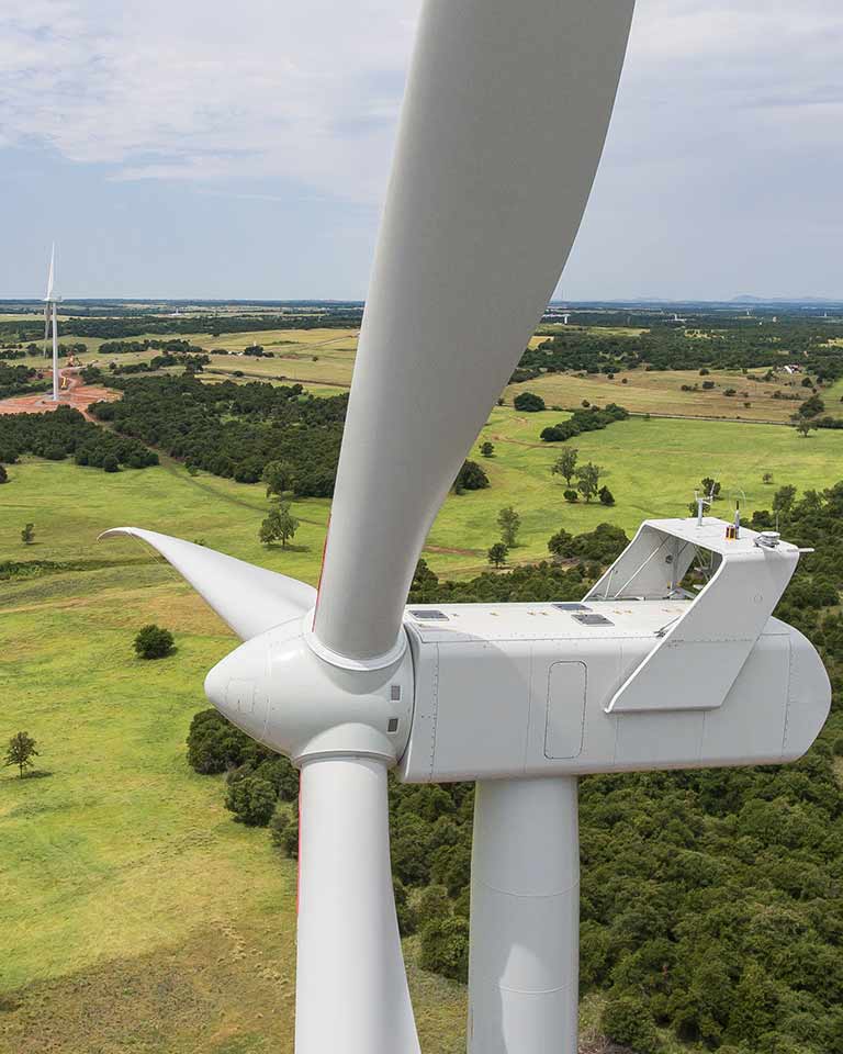 Moinho de vento para produção de energia elétrica, maquete